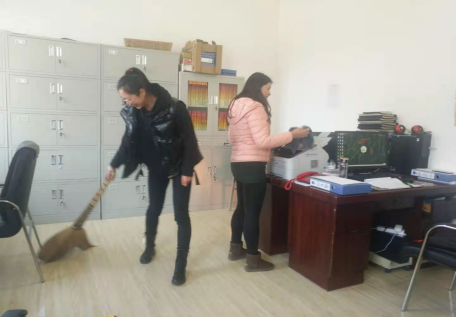 C:\Users\Administrator\Desktop\4b8662bdee9b62b05900f23c9c50e65.png C:\Users\Administrator\Desktop\4b8662bdee9b62b05900f23c9c50e65.png