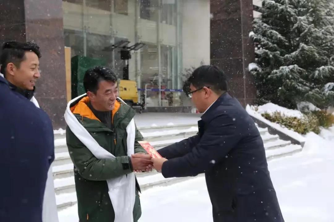 1644201072433088663.jpg 8.jpg