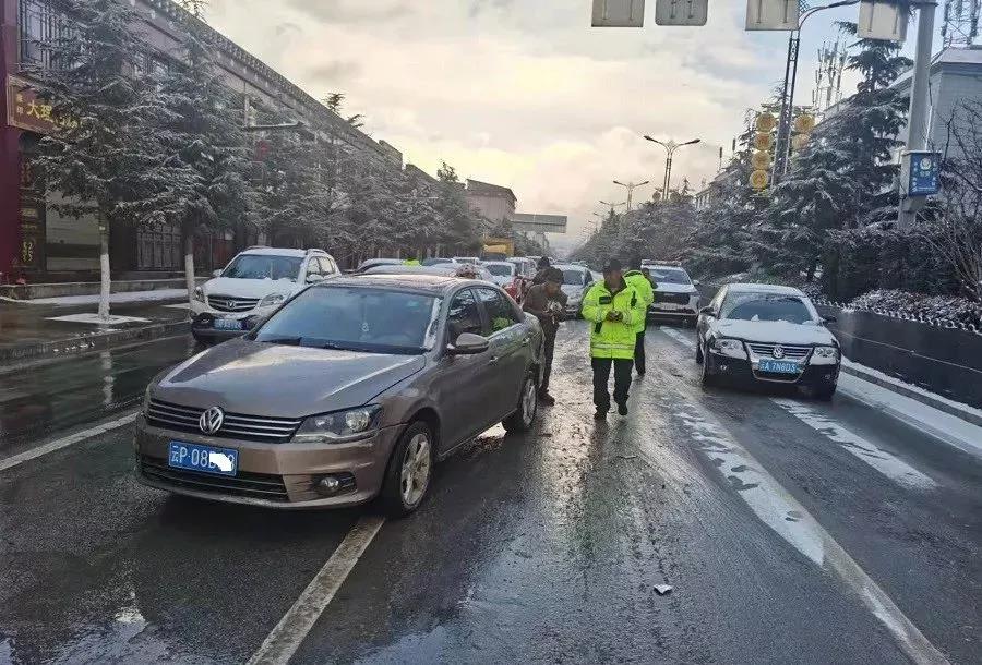 1644286088976082624.jpg 12.jpg