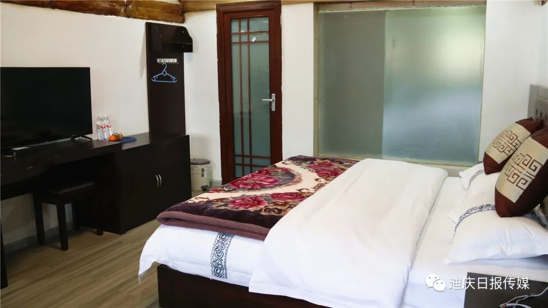 1649813240960091273.jpg 3.jpg