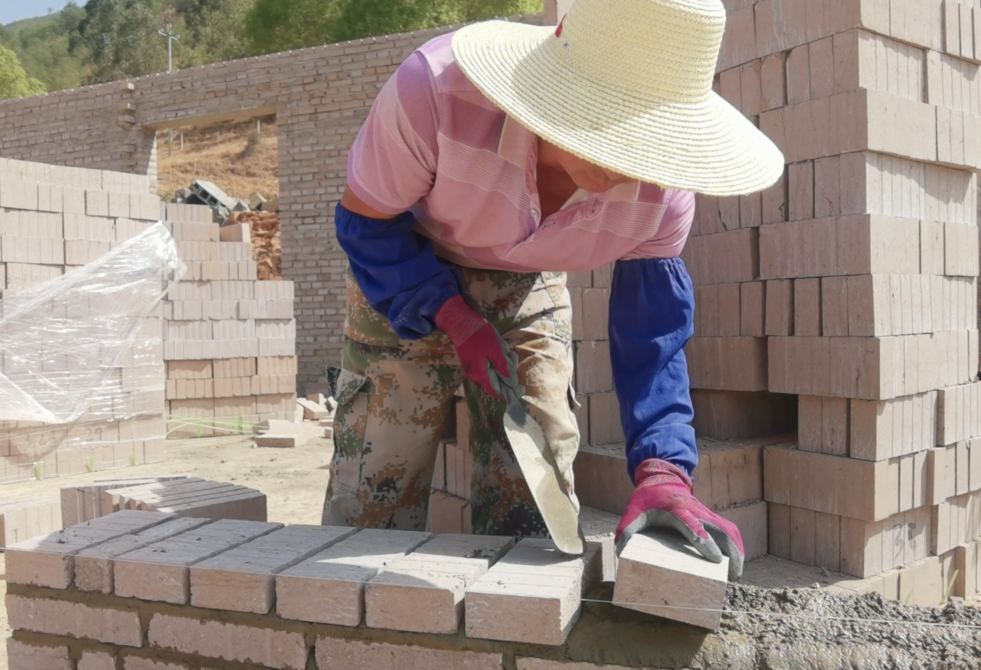 1649989597228044889.png 7.png