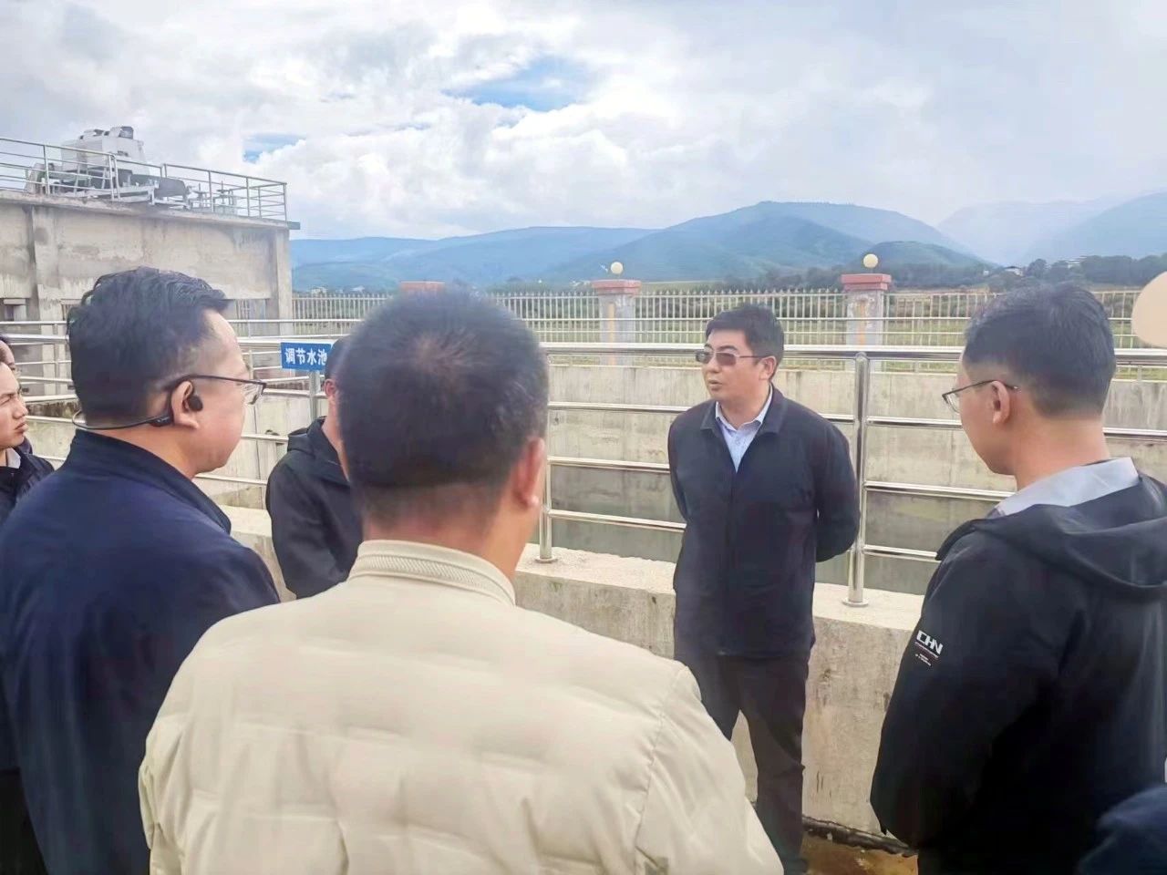 1693788970607070460.jpg 1.jpg