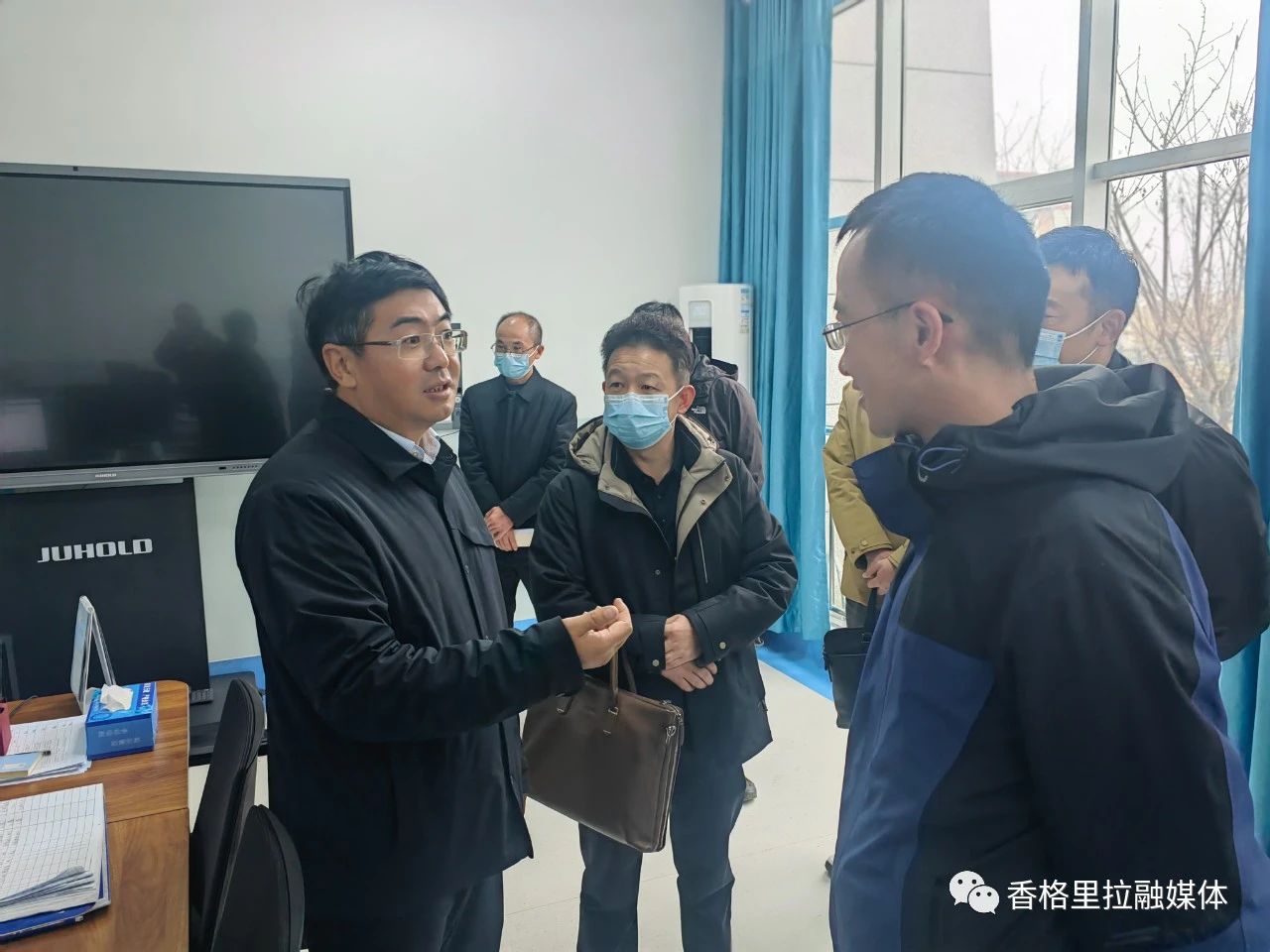 1702343742061001597.jpg 1.jpg