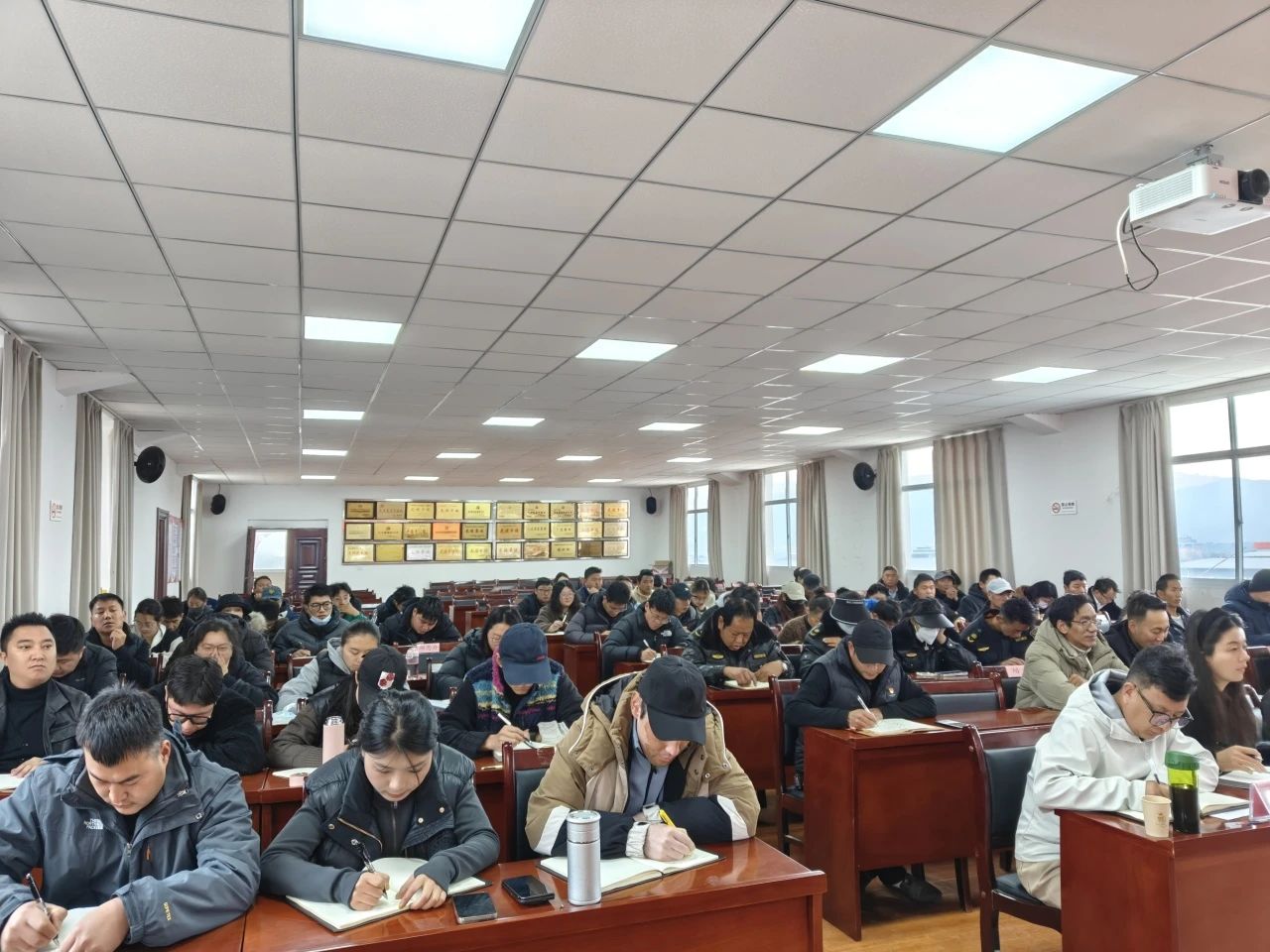 1743557179761065195.jpg 微信图片_20250402093954.jpg