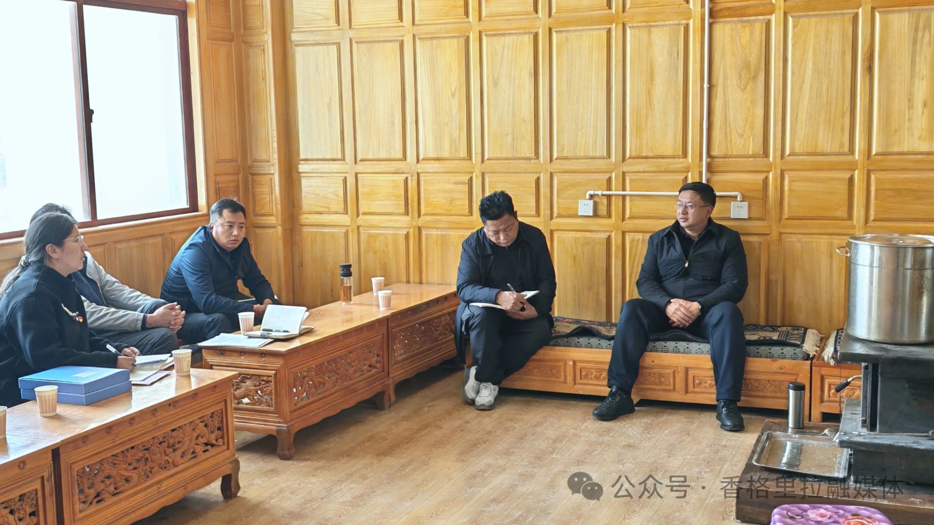 黄龙新到格咱乡调研基层治理、乡村振兴等工作