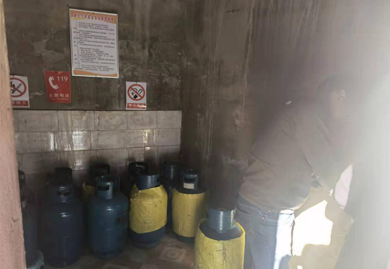 1640162084371084367.png 图片1.png