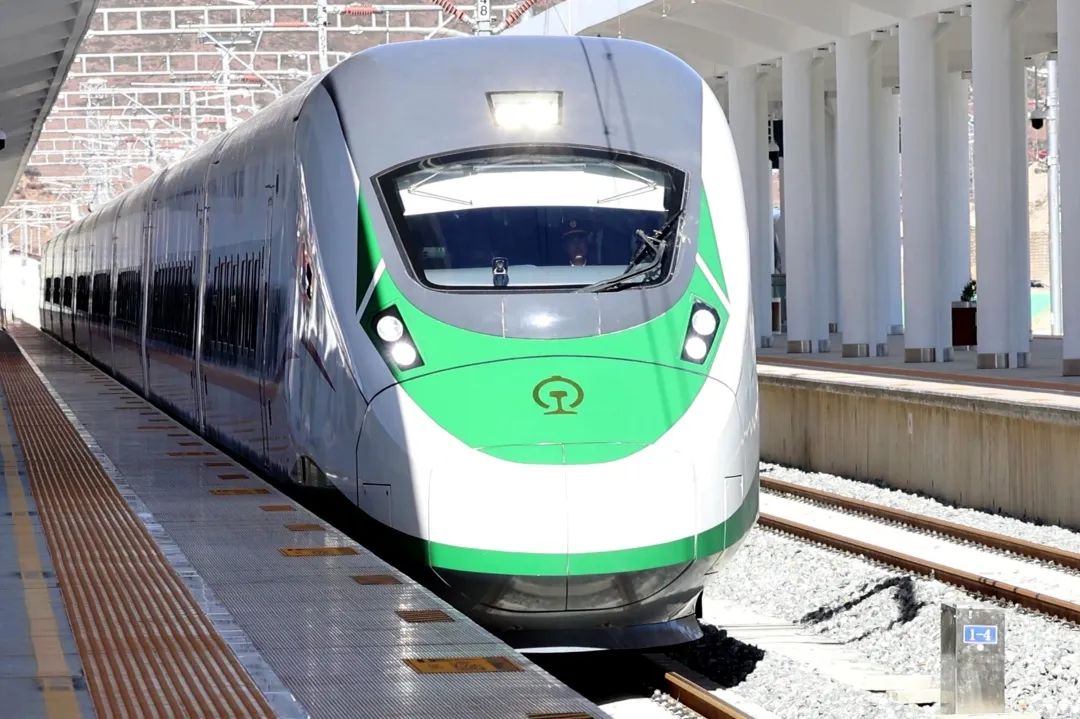 1701221290620022356.jpg 1701221161969060512.jpg