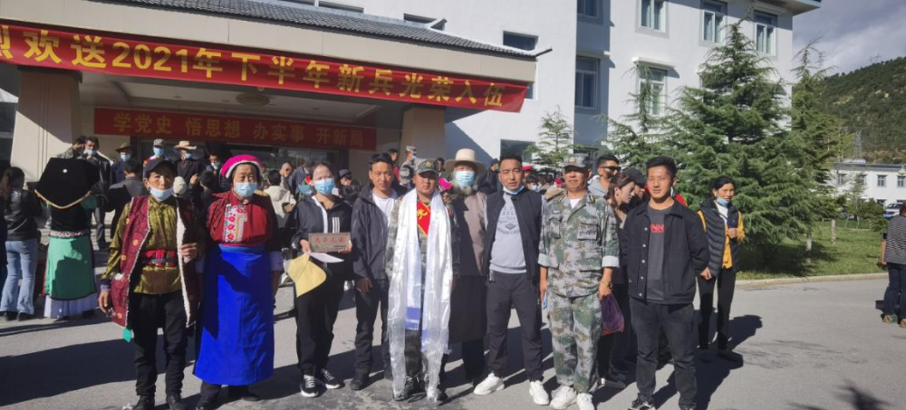 1638516878522063183.png 图片2.png